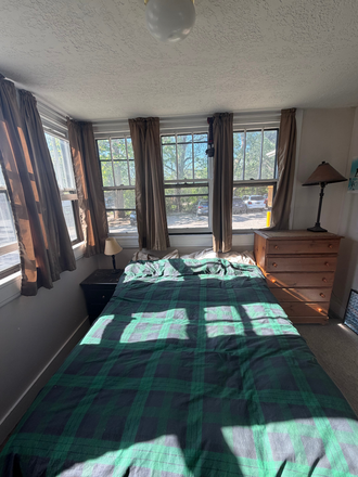 Bedroom - Bedroom in house close to downtown Boulder and CU campus