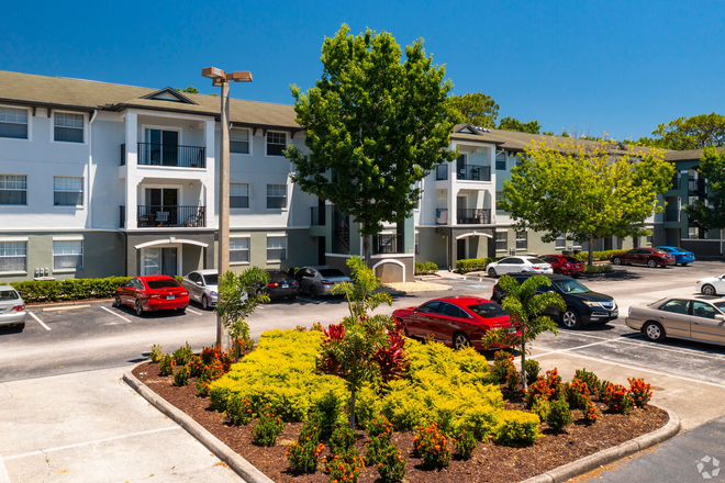 Picture of the exterior of the Station 42 apartment complex - Station 42 Apartment Complex | Emergency Lease Takeover- ALL MALE ROOMATES