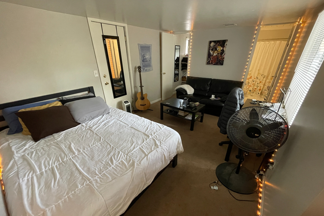 Room - $1,200 - 1 Bedroom 1 Bathroom Townhouse In Boulder With Great Amenities