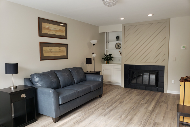 Furnished living room - 1 Bedroom at Hunters Club - 2 m. to Centennial, 3 m. to Talley Student Union Townhome