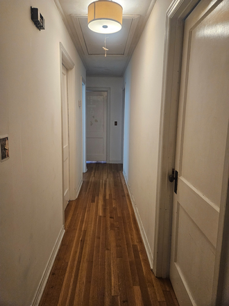 Hallway - House close to the Square and Campus