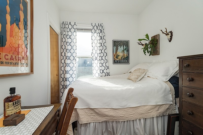 Bedroom - Cozy Cambridge 2 Bed Near Inman Apartments
