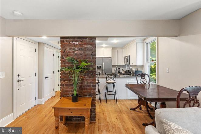 KitchenDiningLiving - 2BR apt-Park Place-Princeton