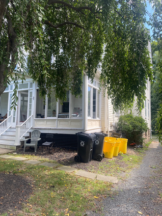 Street view of 25 Madison-driveway visible on right side - Room for PU affiliate in shared home-Madison St.-Princeton
