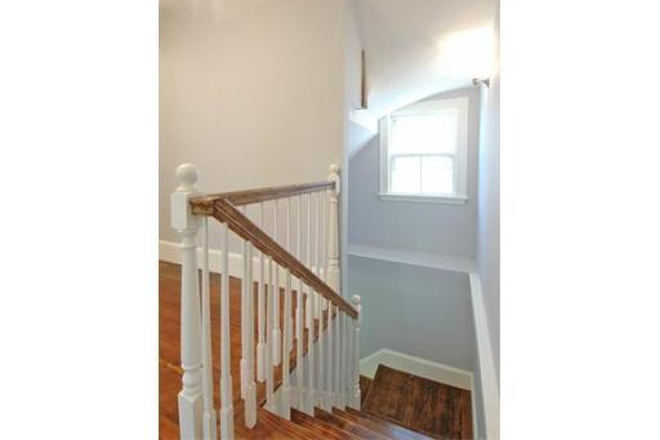 TEXT (603) 689-4301 FOR MORE INVENTORY + TO SCHEDULE A SHOWING - !! NEW !! LARGE, RECENTLY UPDATED 6BD/2BR IN MISSION HILL *9/1/26* Apartments