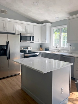 Kitchen - 67 Twin Leaf Trail - Bonnet Shores House