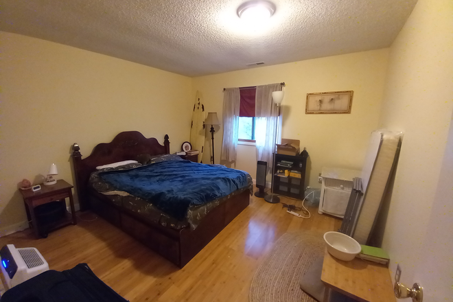 Bedroom - Furnished 1BR apt-Ravens Crest Drive-Plainsboro