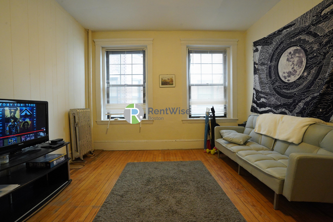 1 - SEPT 2026-Awesome Allston 2 bed, H/HW inc. No Broker Fee!