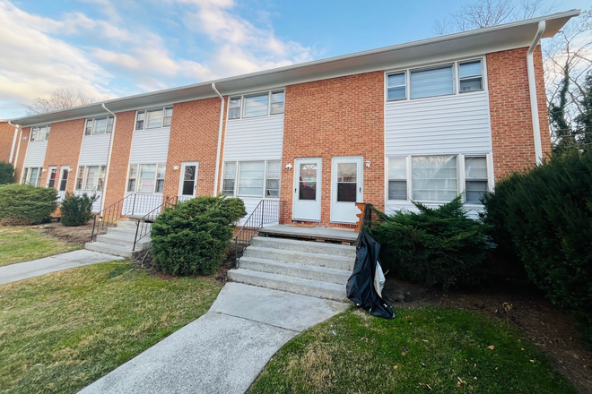 Photo - Harding Avenue Townhomes