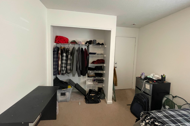 Bedroom - 25 East Apartments