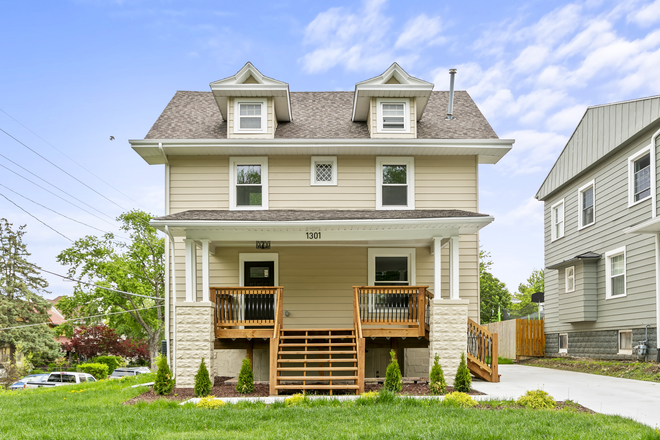 Welcome to your new home! - Newly Renovated Home close to campus. 1 bedrooms available.