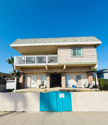  - LIVE BY THE BEACH! 1BD/1BA OCEAN BEACH APARTMENT + PRIVATE GARAGE & LAUNDRY!!!