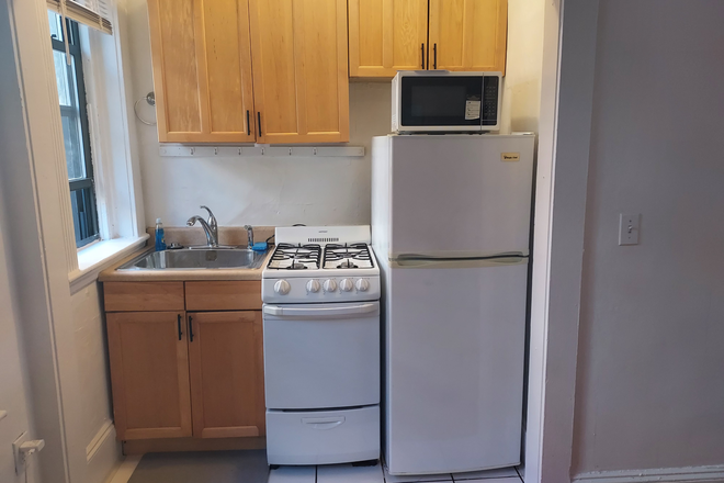 Kitchen - Available Sept 1: Charming & Quiet Studio Next to Berklee Condo