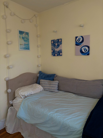 Bedroom - Duplex Room for Summer – 5 Min walk to T, 10 Min walk to Boston College, no fees!