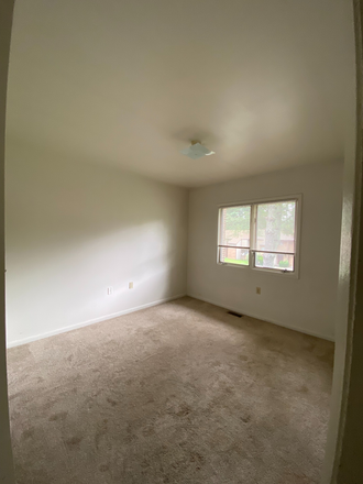 Bedroom - Shenandoah Townhouses