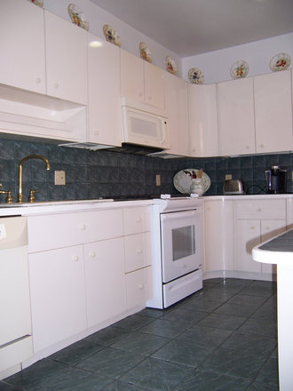 Kitchen - Furnished apartment