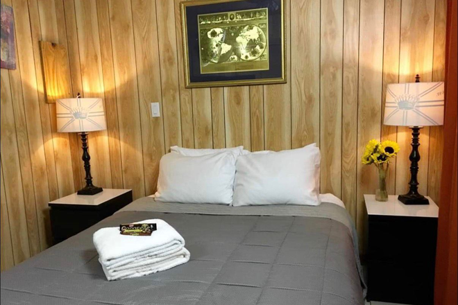 Bedroom - Private room for rent close to the University of Miami, Brickell & Dowtown