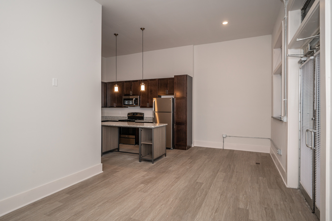 Living Space - 2830 Short Vine St. Apartments