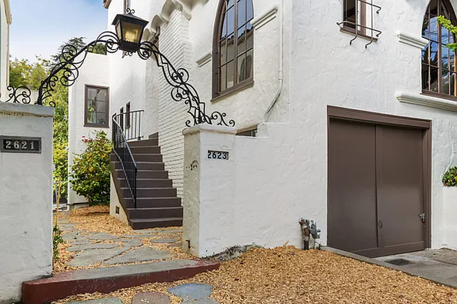 2623 Virginia! - Charming Spanish-Style Home, Bright & Spacious, short walk to Physics & Engineering Campus