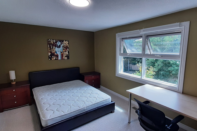 Bedroom 1 - UTM Student Housing | 2 Bedrooms Available | 5-Min Walk to UTM