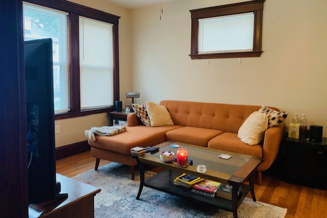 1 - SEPT 2026 | Beautiful Allston 2 Bed, 1 Bath + Office | Updated Kitchen | 2 Parking Spots Included