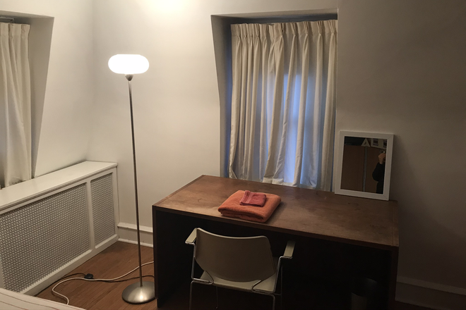 Desk in Bedroom - PEACEFUL STUDY HOUSE: All utilities included. Private furnished rooms.