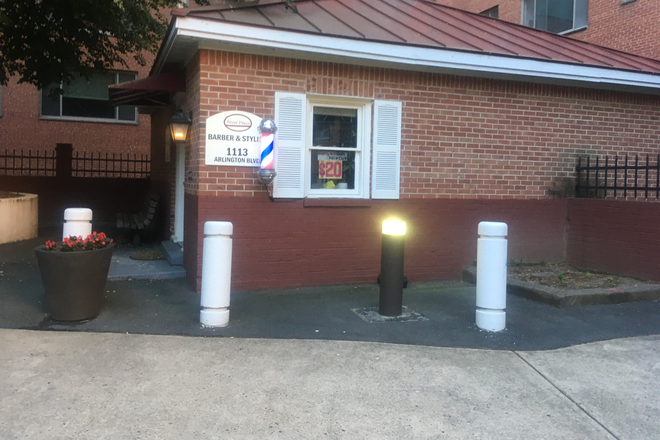 Barber Shop - River Place South, Rosslyn, Fully Furnished Studio Apartment