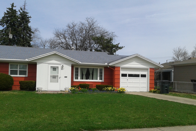 Front of house - University /Harter-Heights Home For Lease