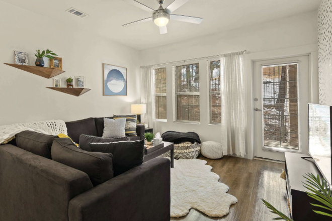 living room - Fremont Station