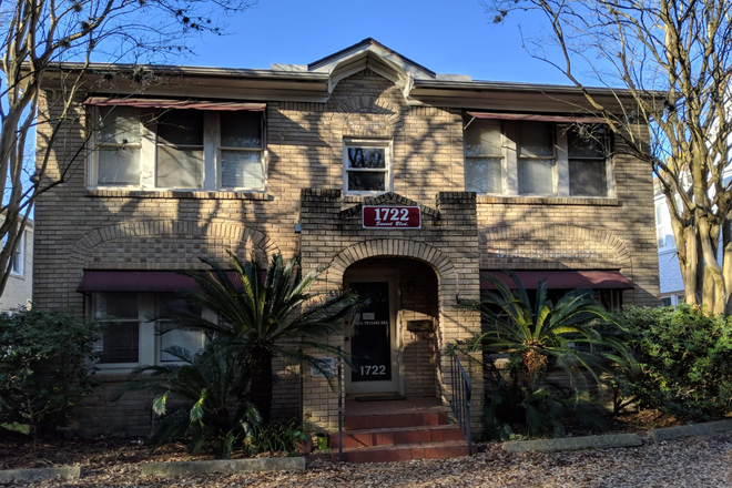 Outside street view - 1722 Sunset Blvd Townhome