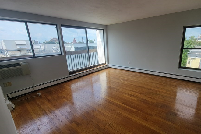 apartment - harvard/MIT/2 bedroom Apartments