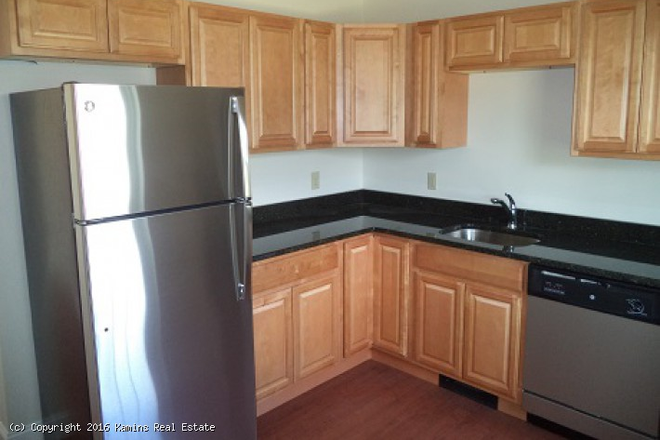 Kitchen - Presidential Apartments II - 1-Bedroom