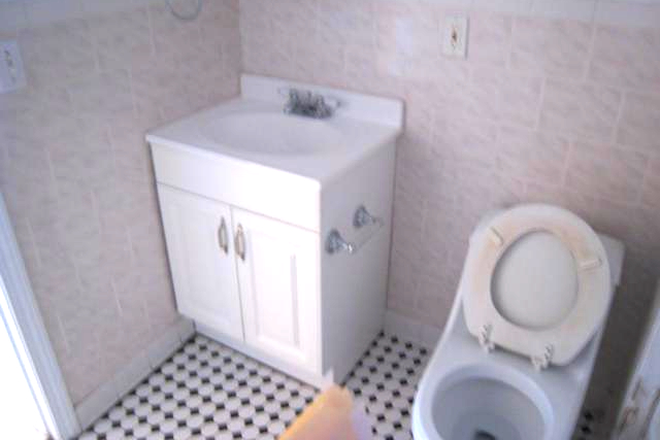 Visit hubrealtyproperties.com - BU West Campus, Beautiful 4 bedroom condo with newly renovated kitchen and bath