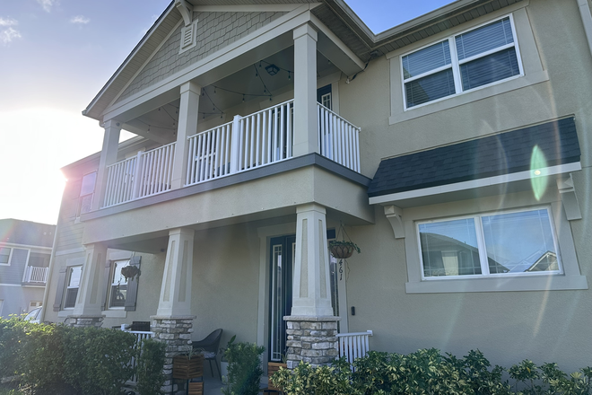 Outside view. - Tapestry - Kissimmee Townhome