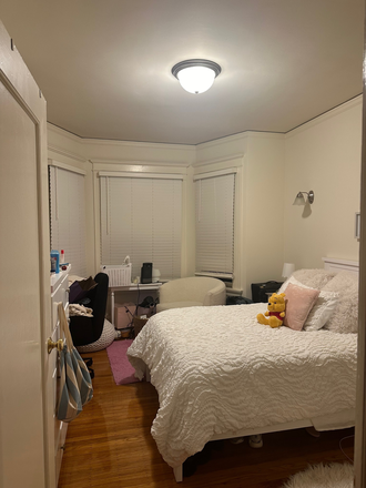 Bedroom - Beautiful Apartment close to campus