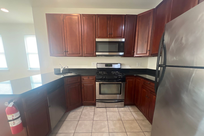 Photo - 1930 North 17th Street Apartments