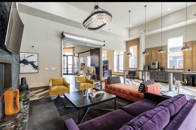 Lobby - The Brooks Apartments