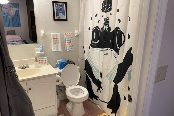 Bathroom - Knight’s Circle sublet Apartments