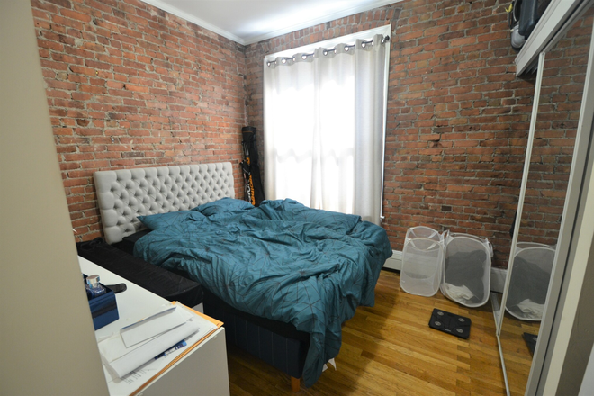Bedroom - Large 1 Bed Available 9/1/26! *CONTACT NOAH 603-470-8181 Apartments