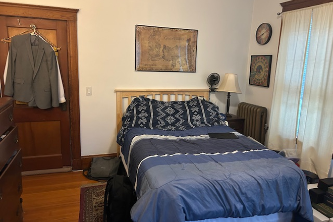 Bedroom with furniture - Private Room 15 Min walk from Tufts Campus Center