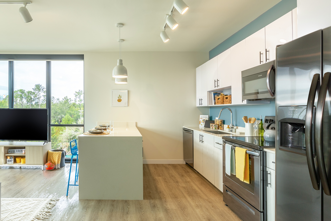 lounge - Hub on Campus West Lafayette - State Street