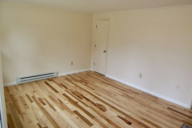 Photo - Charming 3 Bedroom in Christiansburg, VA House