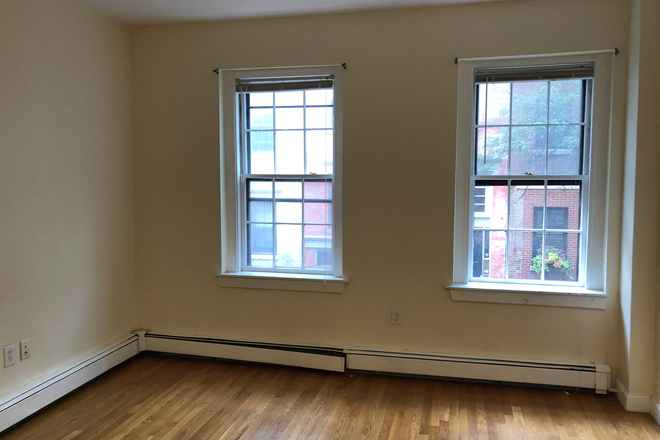 Bedroom - Gorgeous 2 Bed / 1 Bath - Available 9/1/26!! Apartments