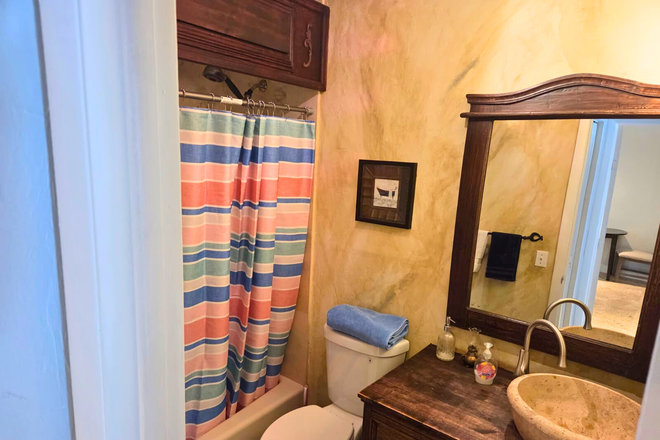 full bath with tub - Spacious Efficiency Near Kendall Drive Apartments