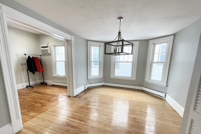 Living Room - **Emerson Students***Large 6 bedroom 2 bathroom apartment in East Boston**