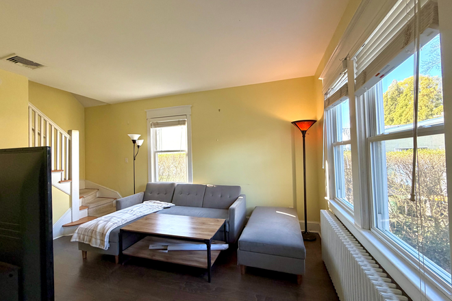 Living room - Summer sublet:Furnished room in shared home-option for long-term lease-Linden Ln-Princeton