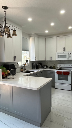 Kitchen - NICE AND CLEAN ROOM FOR RENT $985 Townhome