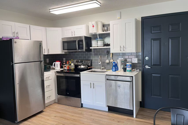 Kitchen - Yugo River Market: 1B in 2B1.5B Summer 2026 Sublease - Discounted & Close to Campus Apartments
