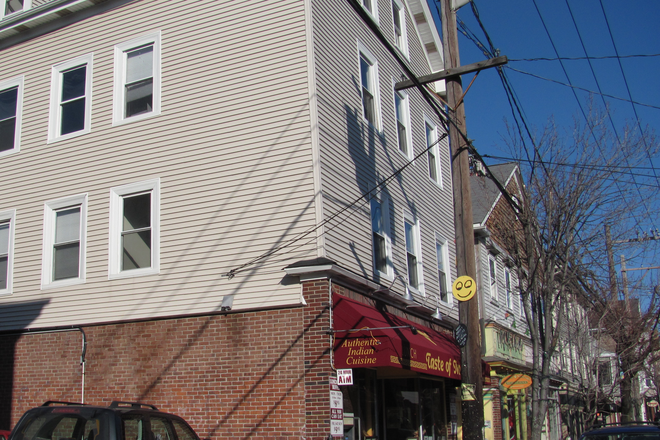 exterior - Sunny, spacious 3 bed, partially furnished, Available June 1 Apartments