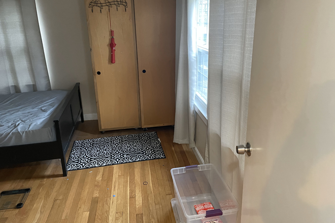 bedroom - One spacious bedroom in Newly Renovated  house – $1000